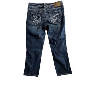 SILVER Suki Capri Jean Women Waist 29 x 22 1/2 Distressed Mid Rise Stretch